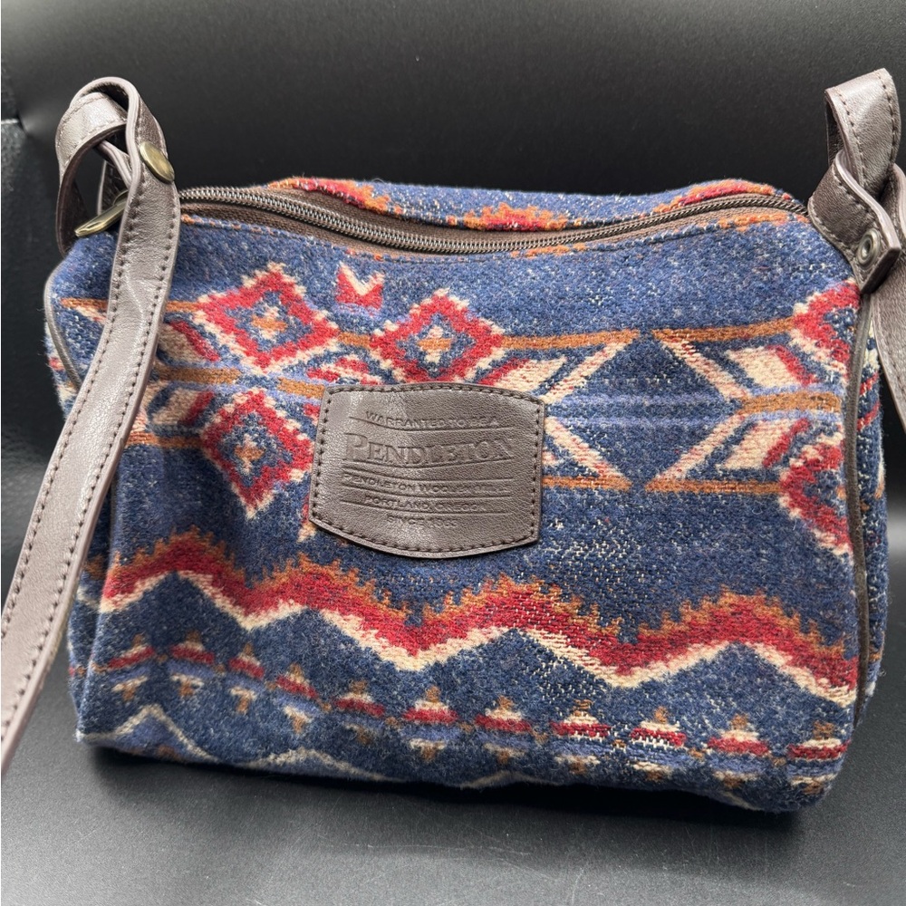 Pendleton Vintage Blue And Red Wool Patterned Wom… - image 6